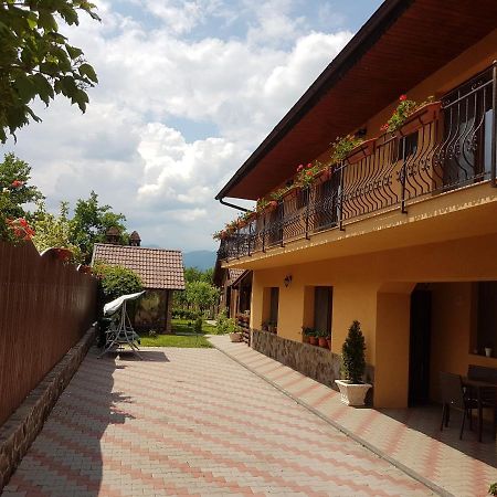 Вилла Casa Ovesia Сэчеле Экстерьер фото